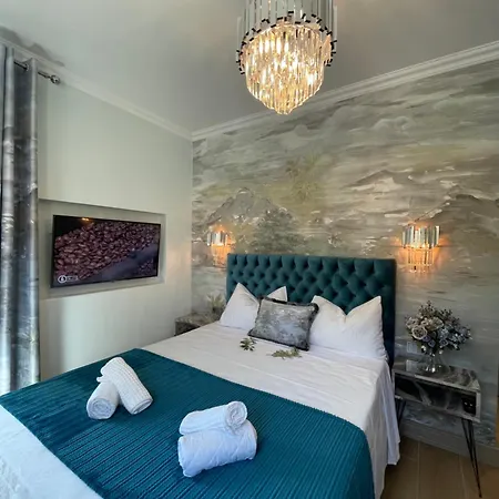 Casa Teresi Thassos بيت خشبي *