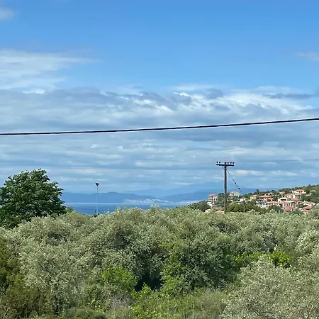 Casa Teresi Thassos بيت خشبي
